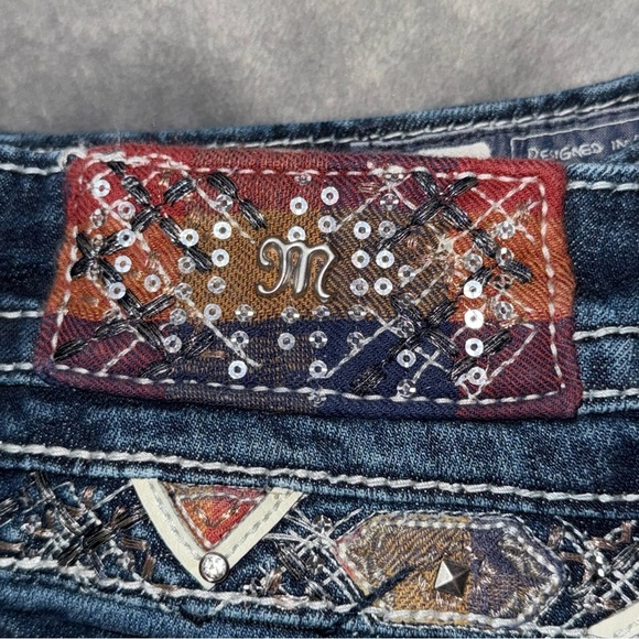 Miss Me Relaxed Boot Jeans Women’s Size 28 - Picture 4 of 13